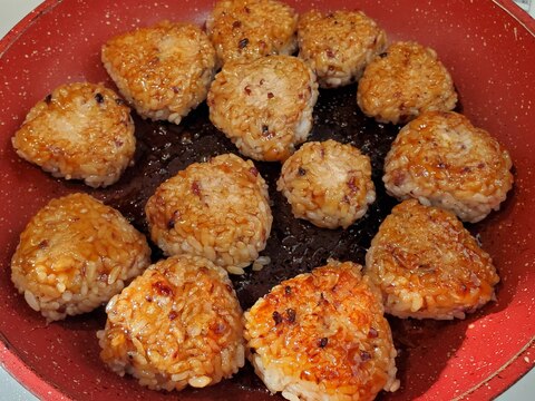 焼き鳥の残ったタレで★雑穀ご飯の焼きおにぎり